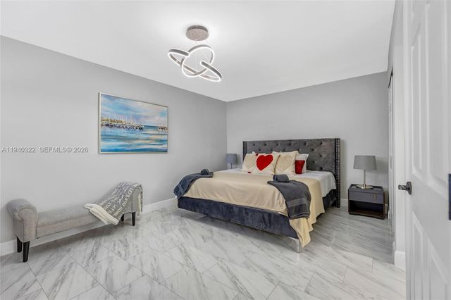 6600 NE 20th Way, Fort Lauderdale, FL 33308