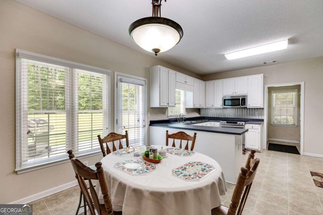 215 Watershed Way, Fayetteville, GA 30215