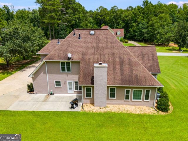 215 Watershed Way, Fayetteville, GA 30215