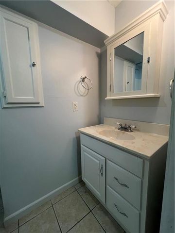 1208 S Murray Avenue, Sedalia, MO 65301