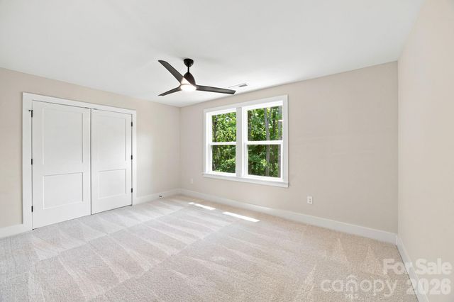 402 North Street, Dallas, NC 28034