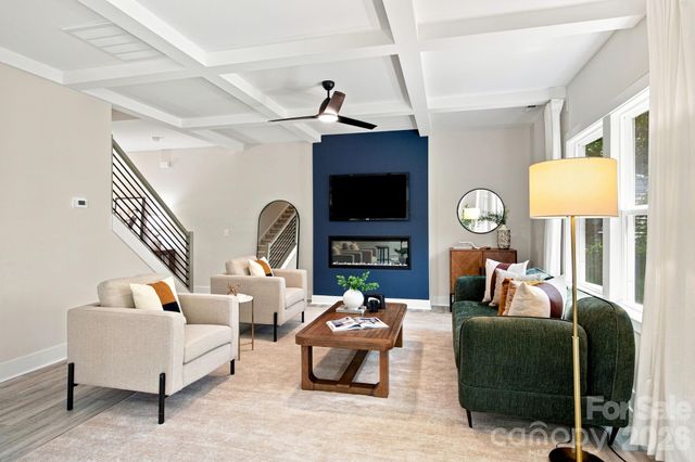 402 North Street, Dallas, NC 28034