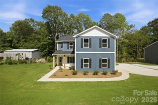 402 North Street, Dallas, NC 28034