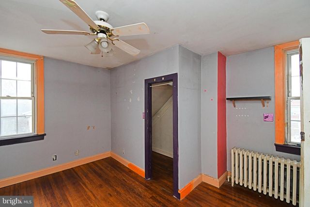 4 STATE ST, Lansdale, PA 19446