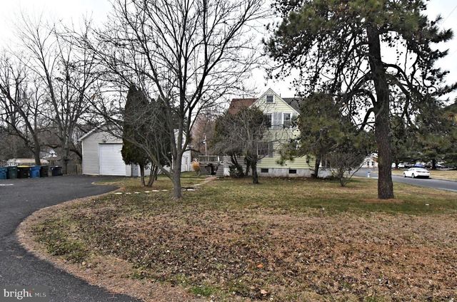 4 STATE ST, Lansdale, PA 19446