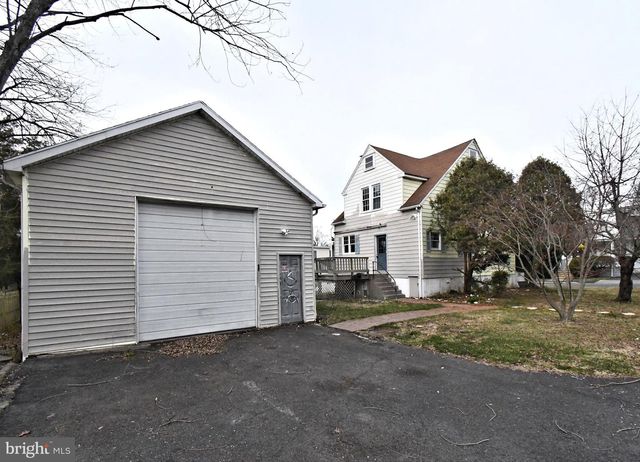 4 STATE ST, Lansdale, PA 19446