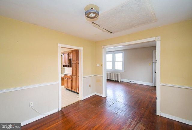 4 STATE ST, Lansdale, PA 19446