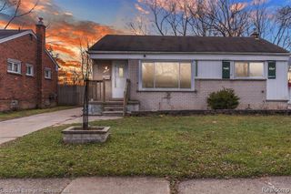 1960 Lexington Parkway, Inkster, MI 48141