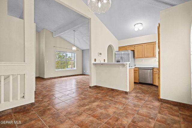 7304 DESIERTO AZUL Drive, El Paso, TX 79912