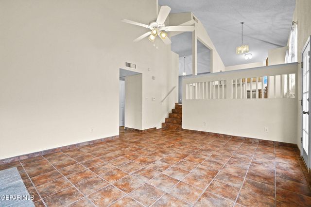 7304 DESIERTO AZUL Drive, El Paso, TX 79912