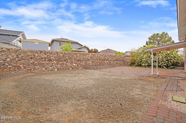 7304 DESIERTO AZUL Drive, El Paso, TX 79912