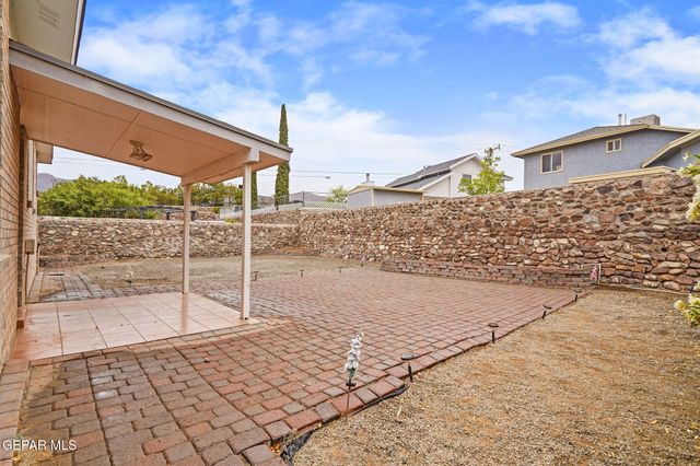 7304 DESIERTO AZUL Drive, El Paso, TX 79912
