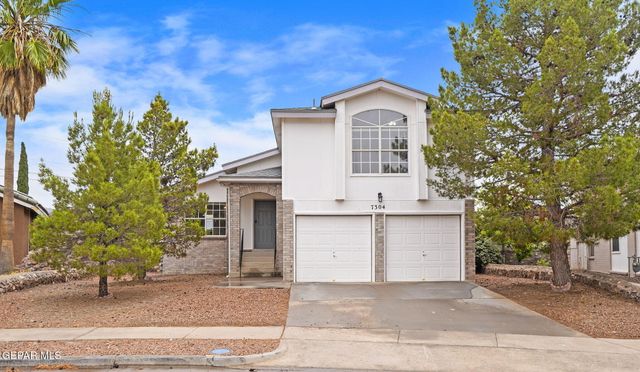 7304 DESIERTO AZUL Drive, El Paso, TX 79912