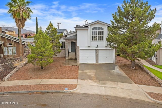 7304 DESIERTO AZUL Drive, El Paso, TX 79912