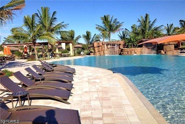 9566 Trevi CT 4943, Naples, FL 34113