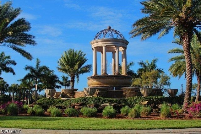 9566 Trevi CT 4943, Naples, FL 34113