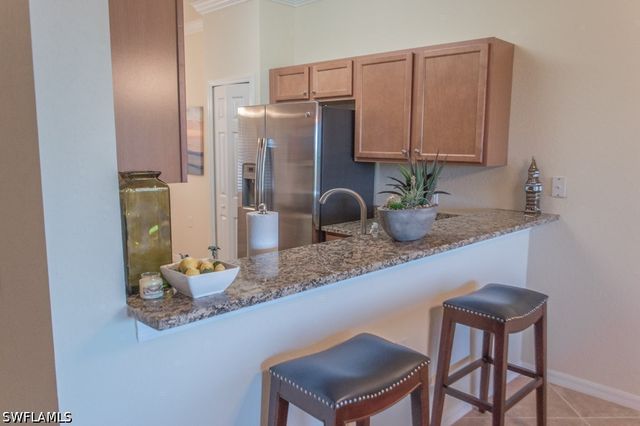 9566 Trevi CT 4943, Naples, FL 34113