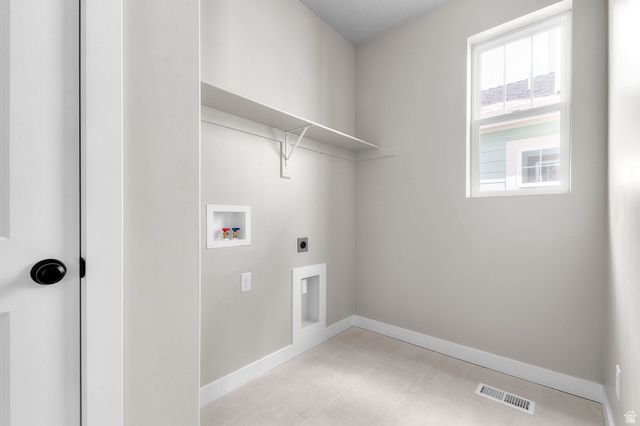 7046 W SWANSEA DR, South Jordan, UT 84009