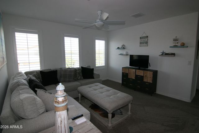 18487 W Ipswitch Way, Surprise, AZ 85374