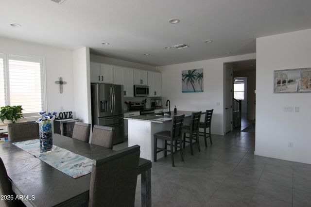 18487 W Ipswitch Way, Surprise, AZ 85374