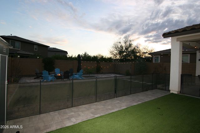 18487 W Ipswitch Way, Surprise, AZ 85374