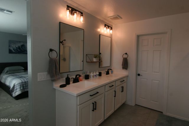 18487 W Ipswitch Way, Surprise, AZ 85374