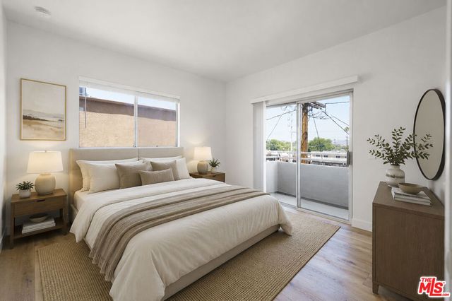 22705 Del Valle Street, Woodland Hills, CA 91364