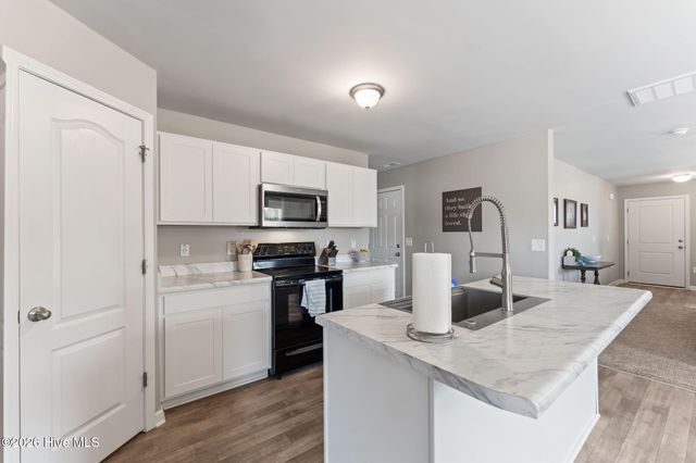 738 Conductor Court, Vass, NC 28394