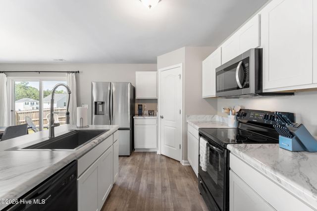 738 Conductor Court, Vass, NC 28394