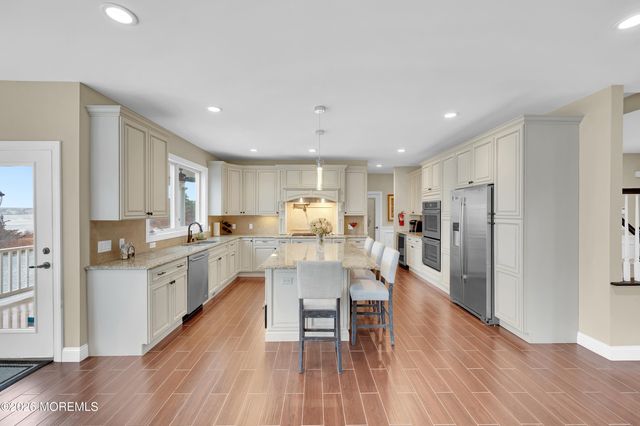 1828 Cable Drive, Toms River, NJ 08753