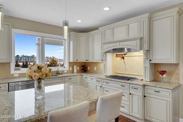 1828 Cable Drive, Toms River, NJ 08753