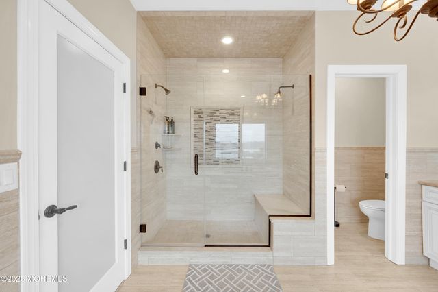 1828 Cable Drive, Toms River, NJ 08753