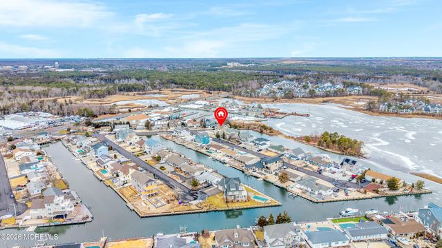 1828 Cable Drive, Toms River, NJ 08753