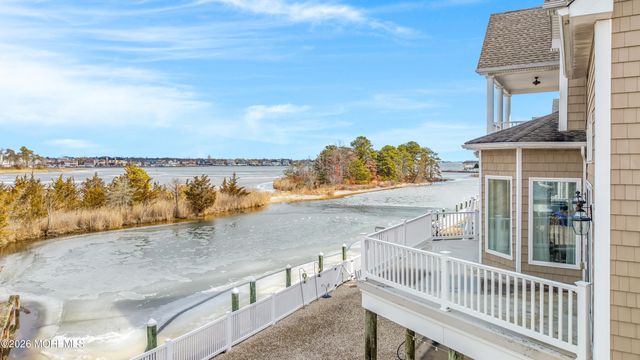 1828 Cable Drive, Toms River, NJ 08753