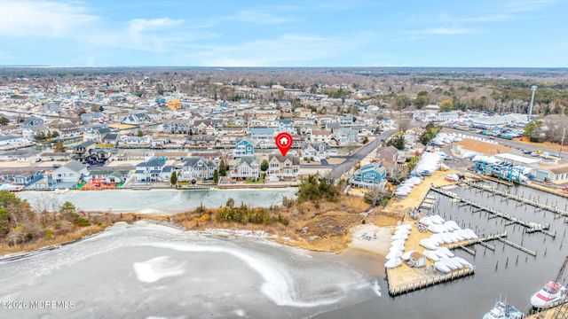 1828 Cable Drive, Toms River, NJ 08753