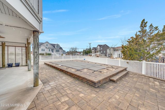 1828 Cable Drive, Toms River, NJ 08753