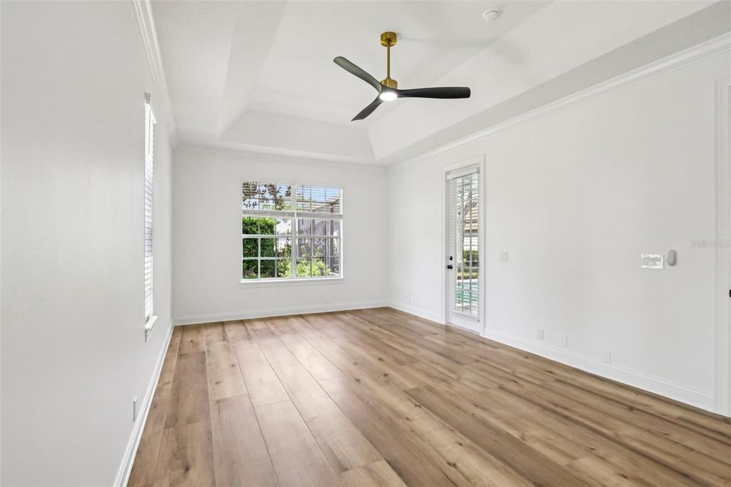 Image 27 of property listing at 11455 CLAYMONT CIR, Windermere, FL 34786