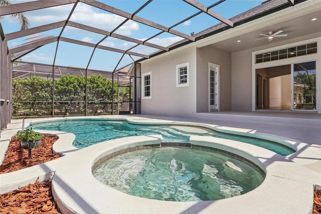 Image 35 of property listing at 11455 CLAYMONT CIR, Windermere, FL 34786