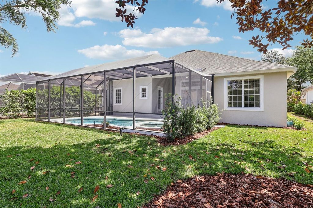 Image 36 of property listing at 11455 CLAYMONT CIR, Windermere, FL 34786