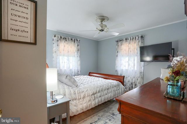 2505 LINGLESTOWN RD, Harrisburg, PA 17110