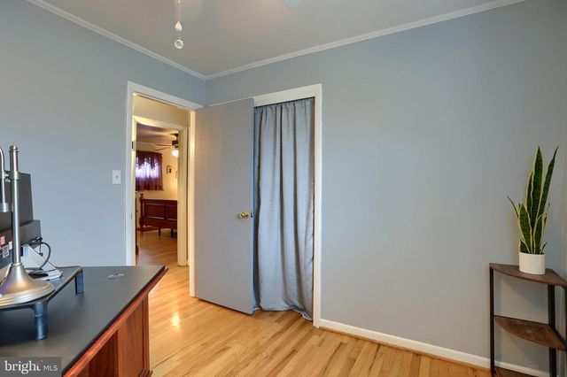 2505 LINGLESTOWN RD, Harrisburg, PA 17110