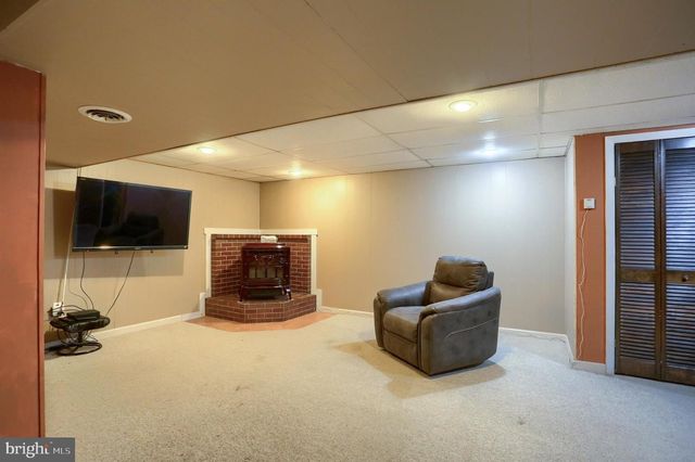 2505 LINGLESTOWN RD, Harrisburg, PA 17110