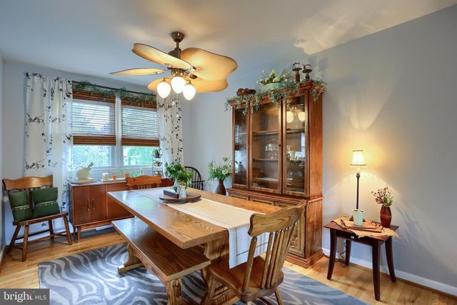 2505 LINGLESTOWN RD, Harrisburg, PA 17110