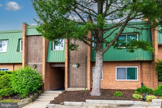 912 MEADOWVIEW LN #912, Mont Clare, PA 19453