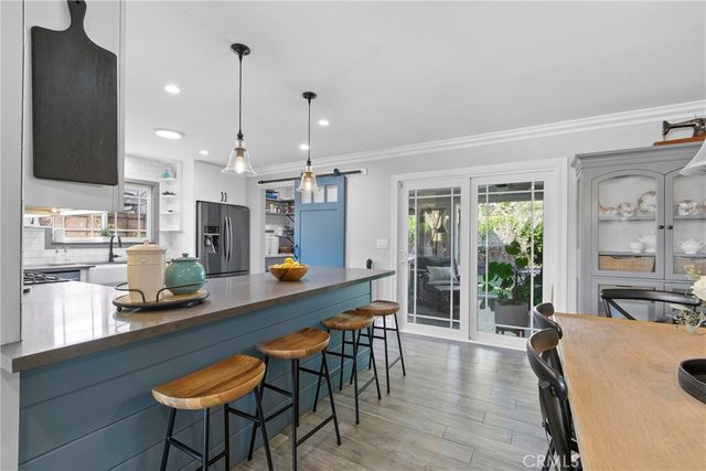 15551 Aulnay Lane, Huntington Beach, CA 92647