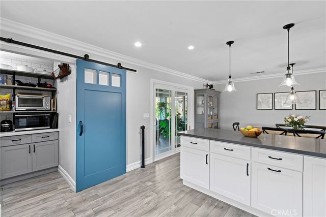 15551 Aulnay Lane, Huntington Beach, CA 92647