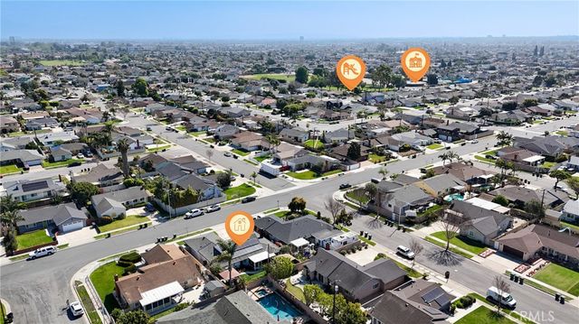 15551 Aulnay Lane, Huntington Beach, CA 92647