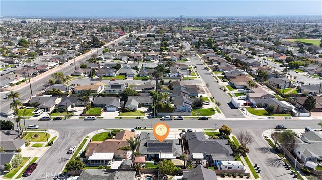 15551 Aulnay Lane, Huntington Beach, CA 92647