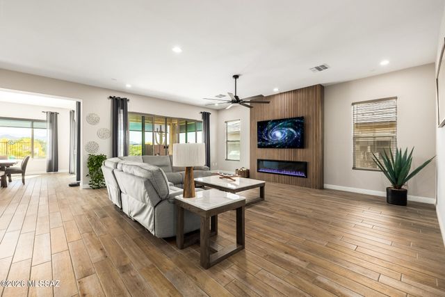 14500 N Twin Saguaro Drive, Marana, AZ 85658