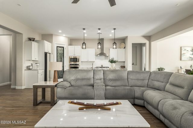 14500 N Twin Saguaro Drive, Marana, AZ 85658